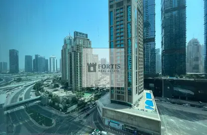 Apartment - 1 Bedroom - 2 Bathrooms for rent in MAG 218 - Dubai Marina - Dubai
