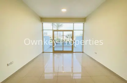 شقة - 1 حمام للايجار في برج ريزيدينس 2 - الضاحية 10 - قرية الجميرا سركل - دبي شقة - 1 حمام للايجار في برج ريزيدينس 2 - الضاحية 10 - قرية الجميرا سركل - دبي