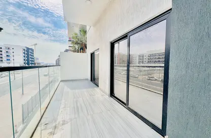 شقة - غرفة نوم - 2 حمامات للايجار في مبني الامير حمد - المدينة العالمية المرحلة 2 - 4 الورسان - الورسان - دبي