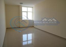 Apartment - 2 bedrooms - 3 bathrooms for rent in Sheikh Hamad Bin Abdullah St. - Fujairah