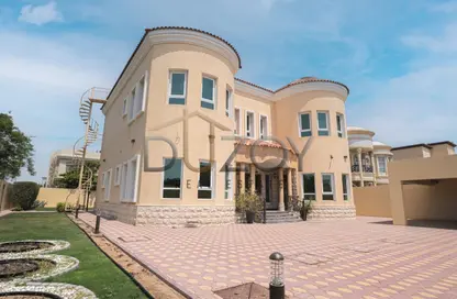Villa - 4 Bedrooms - 5 Bathrooms for rent in Al Khail Gate - Al Quoz 2 - Al Quoz - Dubai