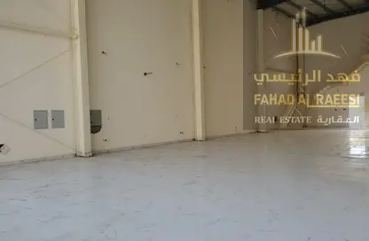 صالة عرض - استوديو - 3 حمامات للايجار في راس الخيمة جيتواي - رأس الخيمة