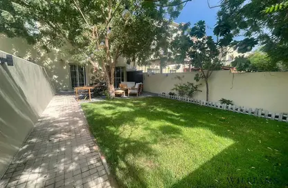 فيلا - 2 غرف نوم - 2 حمامات للبيع في الينابيع 15 - الينابيع - دبي