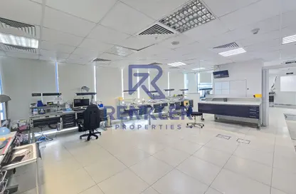 Office Space - Studio - 1 Bathroom for rent in Jumeirah Bay X2 - JLT Cluster X - Jumeirah Lake Towers - Dubai