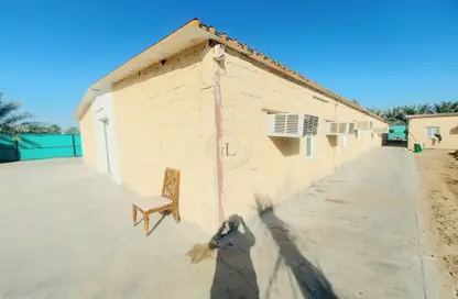 سكن عمال - استوديو - 8 حمامات للايجار في الرويكة - المويجي - العين