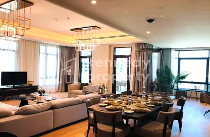 Living / Dining Room image for: Penthouse - 4 Bedrooms - 6 Bathrooms for sale in One Reem Island - Shams Abu Dhabi - Al Reem Island - Abu Dhabi, Image 1