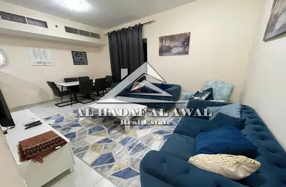 شقة - 2 غرف نوم - 2 حمامات للايجار في التعاون - الشارقة