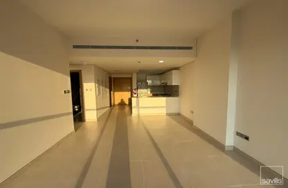 شقة - 2 غرف نوم - 2 حمامات للايجار في راديانت سكوير - مدينة الأضواء - جزيرة الريم - أبوظبي