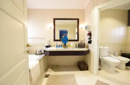 Villa - 4 Bedrooms - 6 Bathrooms for sale in Canal Cove Villas - Palm Jumeirah - Dubai