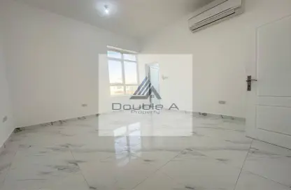 شقة - 2 غرف نوم - 3 حمامات للايجار في مدينة الرياض - أبوظبي