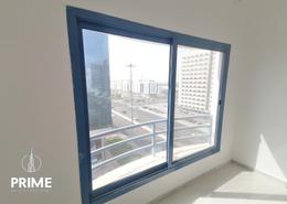 Empty Room image for: Apartment - 2 bedrooms - 3 bathrooms for rent in Al Maharba - Al Karamah - Abu Dhabi, Image 1