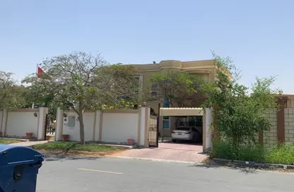 Villa - 5 Bedrooms - 7 Bathrooms for sale in Al Garayen - Sharjah