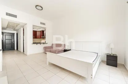 Apartment - Studio - 1 Bathroom for rent in Building 38 to Building 107 - Mediterranean Cluster - Discovery Gardens - Dubai