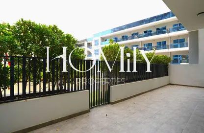 Apartment - 2 Bedrooms - 3 Bathrooms for sale in Lucky 1 Residence - District 13 - Jumeirah Village Circle - Dubai