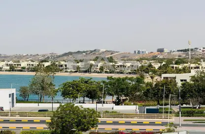 شقة - 1 حمام للايجار في 18B البحيرة - لاجون - ميناء العرب - راس الخيمة - رأس الخيمة