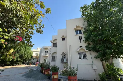 Apartment - 2 Bedrooms - 3 Bathrooms for rent in Al Khan 9 building - Al Khan - Sharjah