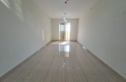 شقة - 2 غرف نوم - 3 حمامات للايجار في سراب 2 - الجادة - الشارقة شقة - 2 غرف نوم - 3 حمامات للايجار في سراب 2 - الجادة - الشارقة