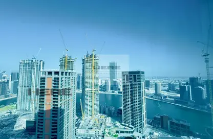 Office Space - Studio - 2 Bathrooms for rent in The Burlington - Business Bay - Dubai