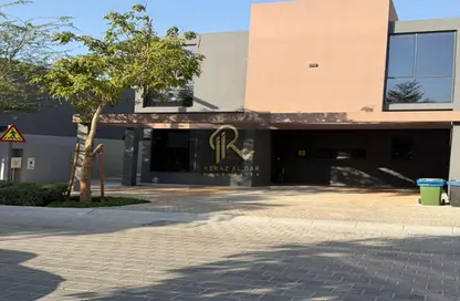 Townhouse - 4 Bedrooms - 5 Bathrooms for rent in Robinia - Masaar - Tilal City - Sharjah