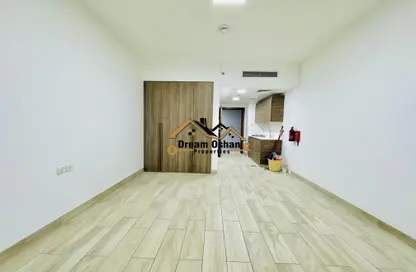 شقة - 1 حمام للايجار في ايزي18 - 4 الورسان - الورسان - دبي