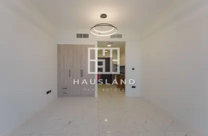 Apartment - Studio - 1 Bathroom for sale in The Gate - Masdar City - Abu Dhabi