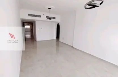 Apartment - 2 Bedrooms - 2 Bathrooms for rent in Gate Tower 1 - Musheiref - Ajman