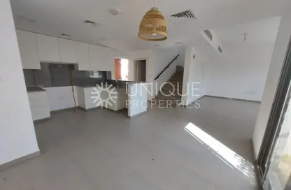 Townhouse - 3 Bedrooms - 3 Bathrooms for rent in Noor Townhouses - Town Square - Dubai