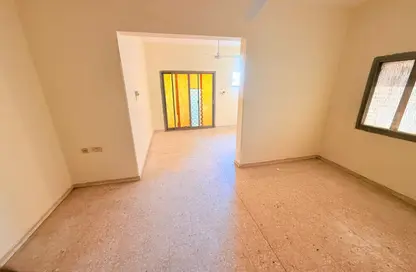 شقة - 3 غرف نوم - 3 حمامات للايجار في برج الكورنيش - طريق كورنيش عجمان - عجمان شقة - 3 غرف نوم - 3 حمامات للايجار في برج الكورنيش - طريق كورنيش عجمان - عجمان