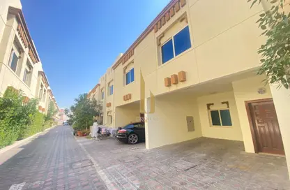 فيلا - 3 غرف نوم - 3 حمامات للايجار في فلل الجميرا 1 - جميرا 1 - الجميرا - دبي