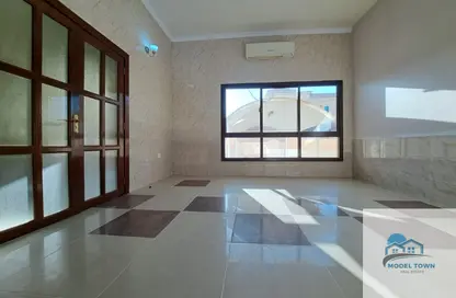 Apartment - Studio - 1 Bathroom for rent in Khalifa City A Villas - Khalifa City A - Khalifa City - Abu Dhabi