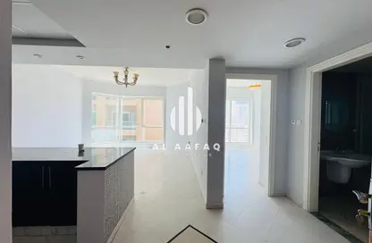 شقة - غرفة نوم - 1 حمام للايجار في المجاز 3 - المجاز - الشارقة شقة - غرفة نوم - 1 حمام للايجار في المجاز 3 - المجاز - الشارقة