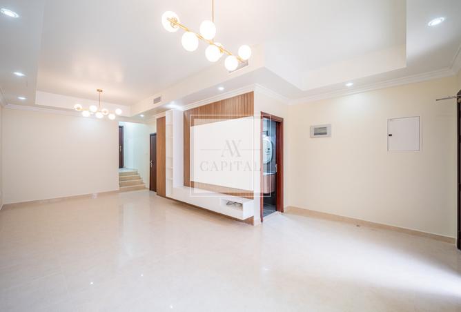 15557200 - Property Image 2