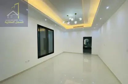 Villa - 5 Bedrooms - 5 Bathrooms for rent in Al Yasmeen - Ajman
