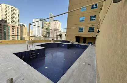 Bulk Rent Unit - Studio - 6 Bathrooms for rent in Al Khan Corniche - Al Khan - Sharjah