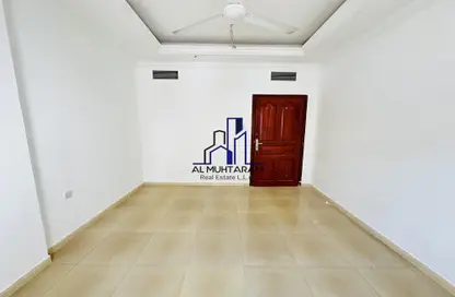 شقة - غرفة نوم - 2 حمامات للايجار في طريق فاير ستاشن - مويلح - الشارقة