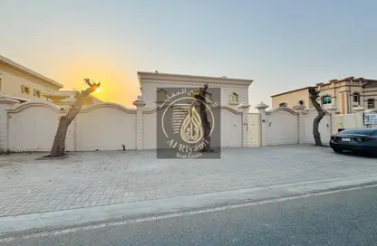 فيلا - 4 غرف نوم - 6 حمامات للايجار في الجرف 2 - الجرف - عجمان وسط المدينة - عجمان