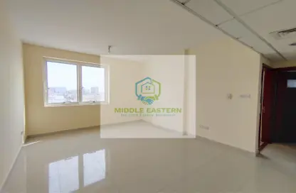 Empty Room image for: Apartment - 1 Bedroom - 1 Bathroom for rent in Fuala Building - Muroor Area - Abu Dhabi, Image 1