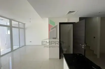 تاون هاوس - 3 غرف نوم - 3 حمامات للايجار في فلل اكنان - فاردون - داماك هيلز 2 - دبي