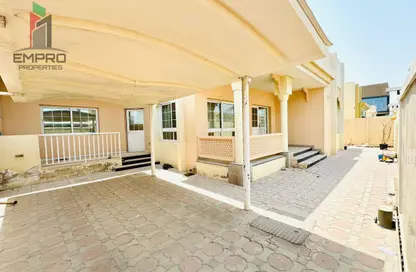 Villa - Studio - 3 Bathrooms for rent in Jumeirah 1 Villas - Jumeirah 1 - Jumeirah - Dubai
