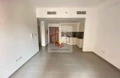 Apartment - 1 Bedroom - 1 Bathroom for rent in Zahra Breeze Apartments 4A - Zahra Breeze Apartments - Town Square - Dubai