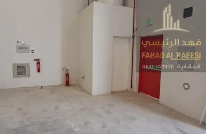 مستودع - استوديو - 1 حمام للايجار في الجرف الصناعية 1 - الجرف الصناعية - عجمان