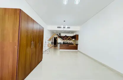 Apartment - Studio - 1 Bathroom for rent in Nova Tower - Dubai Silicon Oasis - Dubai