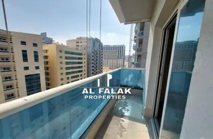 شقة - 3 غرف نوم - 3 حمامات للايجار في برج منازل 5 - شارع التعاون - التعاون - الشارقة