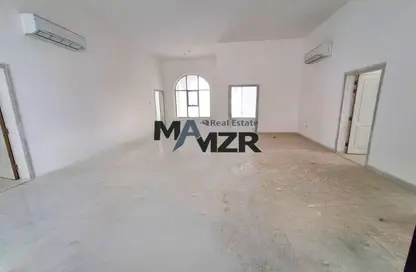 Villa - 6 Bedrooms - 7 Bathrooms for rent in Madinat Al Riyad - Abu Dhabi