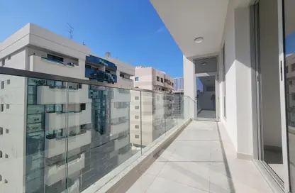 Apartment - 2 Bedrooms - 3 Bathrooms for rent in Mankhool Building - Mankhool - Bur Dubai - Dubai
