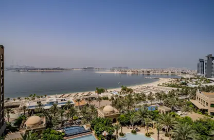 Apartment - 2 Bedrooms - 4 Bathrooms for sale in The Fairmont Palm Residence South - The Fairmont Palm Residences - Palm Jumeirah - Dubai