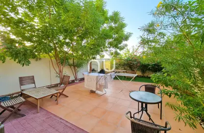 Villa - 2 Bedrooms - 2 Bathrooms for rent in Springs 10 - The Springs - Dubai