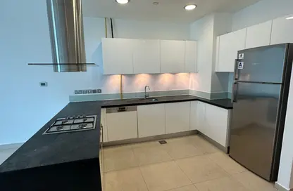 شقة - غرفة نوم - 2 حمامات للايجار في البرزة - البندر - شاطئ الراحة - أبوظبي