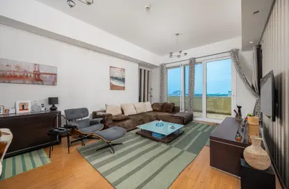 Apartment - 2 Bedrooms - 3 Bathrooms for rent in Marina Residences 2 - Marina Residences - Palm Jumeirah - Dubai