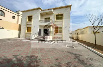 Outdoor House image for: Villa - 5 Bedrooms - 7 Bathrooms for rent in Al Khabisi - Al Ain, Image 1